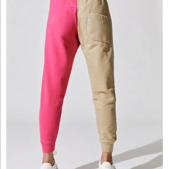 Pink Cookies + Malibu Sand Contrast Sweatpant - Picture 5 of 7